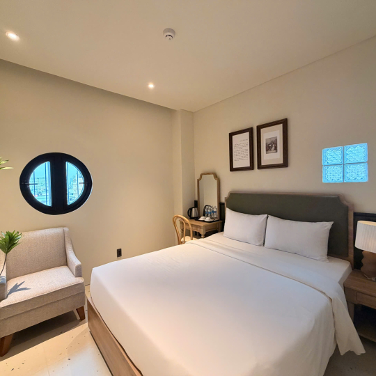 CN10 - Deluxe Room with Garden View